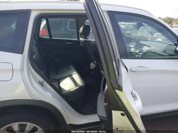 5UXWX9C50H0T04151 2017 BMW X3 - Image 8