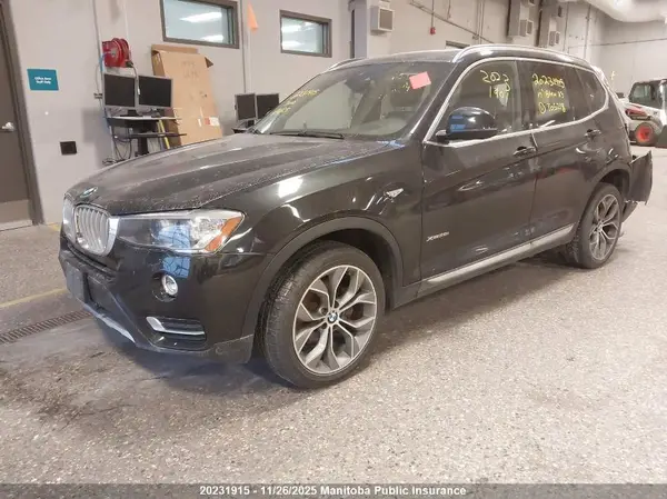 5UXWX9C50H0T05218 2017 BMW X3 - Image 2