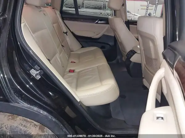 5UXWX9C50H0T07518 2017 BMW X3 - Image 8