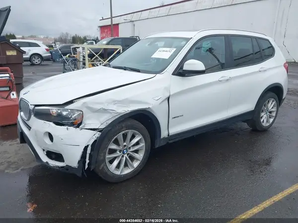 5UXWX9C50H0T12637 2017 BMW X3 - Image 2