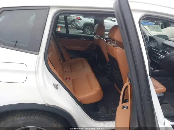 5UXWX9C50H0T12637 2017 BMW X3 - Image 8
