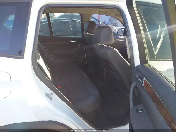 5UXWX9C51G0D70189 2016 BMW X3 - Image 8