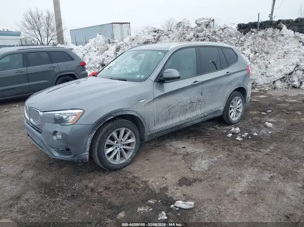 5UXWX9C51G0D70354 2016 BMW X3 - Image 2