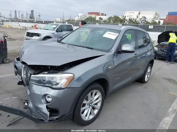 5UXWX9C51G0D75232 2016 BMW X3 - Image 2