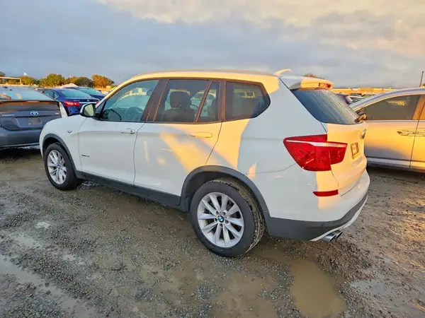 5UXWX9C51G0D83279 2016 BMW X3 - Image 2