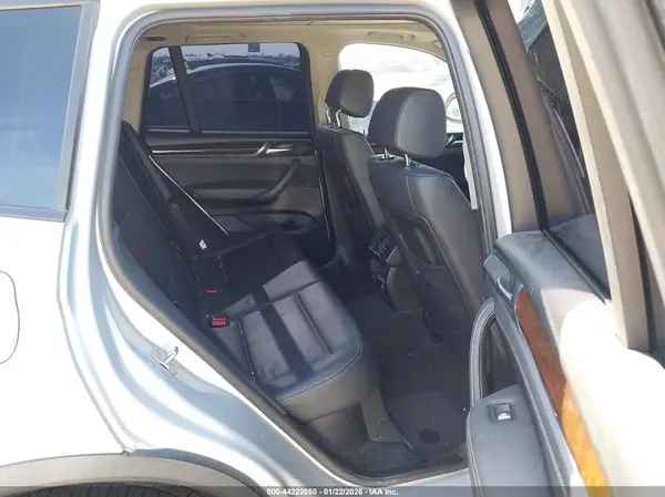 5UXWX9C51G0D94377 2016 BMW X3 - Image 8
