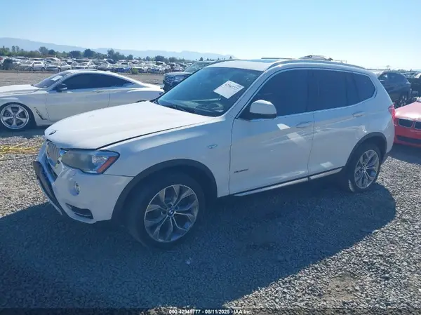 5UXWX9C51H0T00383 2017 BMW X3 - Image 2