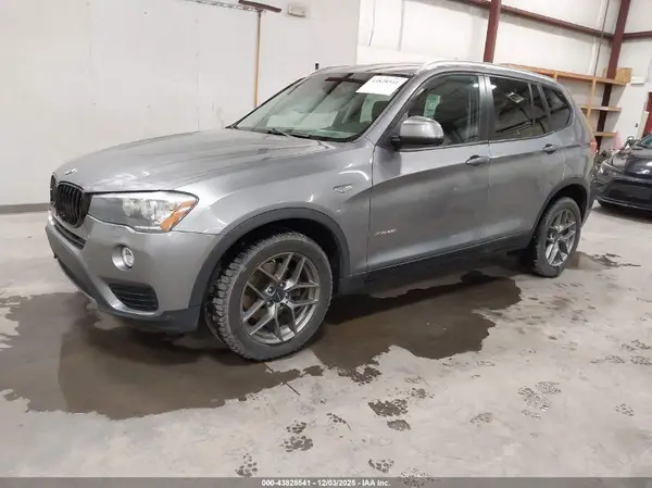 5UXWX9C51H0T04238 2017 BMW X3 - Image 2