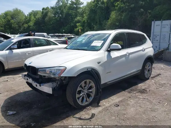 5UXWX9C51H0T05633 2017 BMW X3 - Image 2