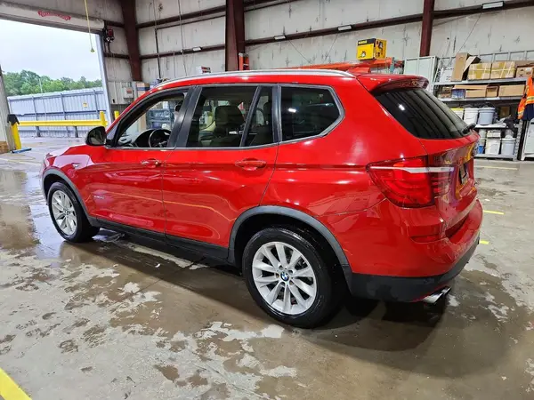 5UXWX9C51H0T06894 2017 BMW X3 - Image 2