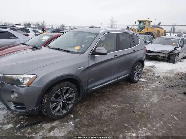 5UXWX9C52G0D76549 2016 BMW X3 - Image 2