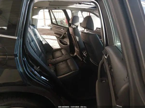 5UXWX9C52H0D95927 2017 BMW X3 - Image 8