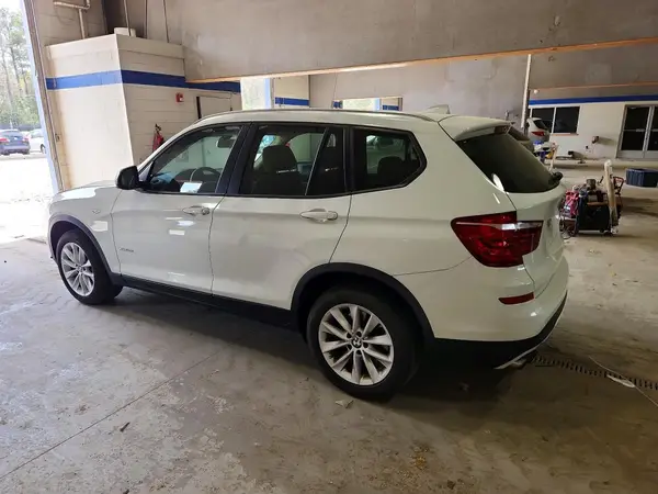 5UXWX9C52H0D98035 2017 BMW X3 - Image 2