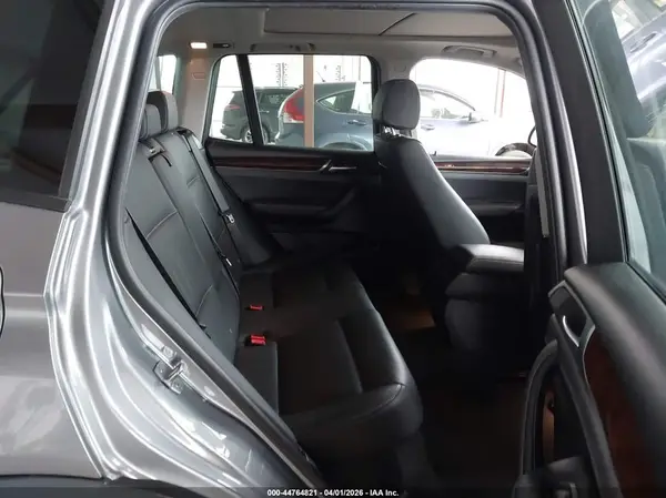 5UXWX9C52H0T00439 2017 BMW X3 - Image 8