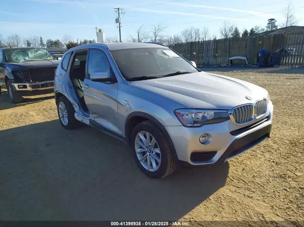 5UXWX9C52H0T00800 2017 BMW X3 - Image 1