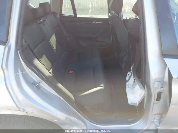 5UXWX9C52H0T00800 2017 BMW X3 - Image 8