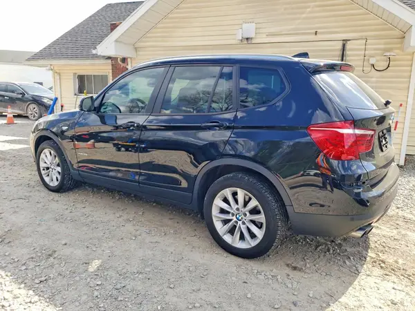 5UXWX9C52H0T05494 2017 BMW X3 - Image 2