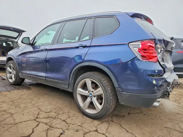 5UXWX9C52H0T14308 2017 BMW X3 - Image 2