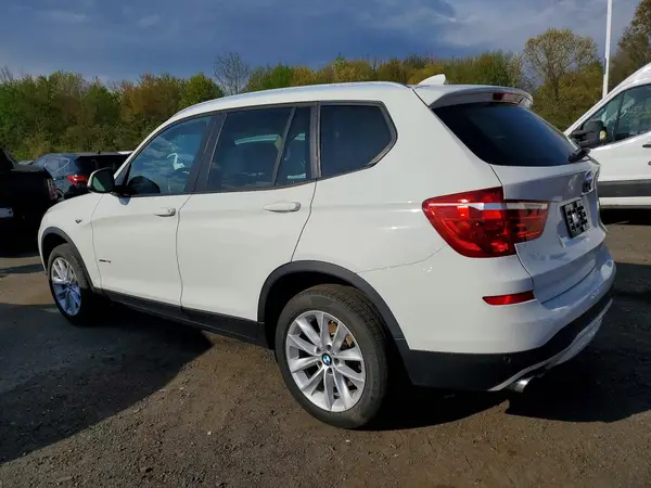 5UXWX9C53G0D75250 2016 BMW X3 - Image 2