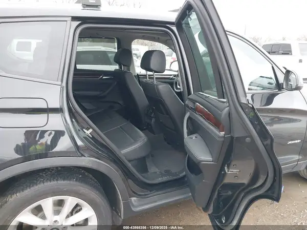 5UXWX9C53H0D98156 2017 BMW X3 - Image 8