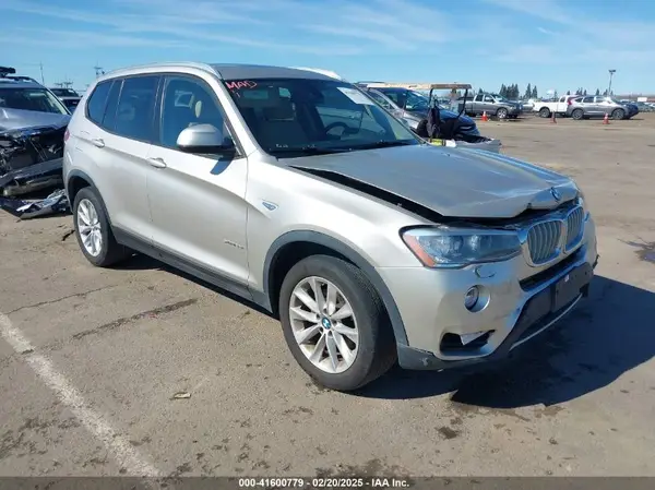 5UXWX9C53H0D99016 2017 BMW X3 - Image 1
