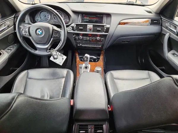 5UXWX9C53H0T00272 2017 BMW X3 - Image 8