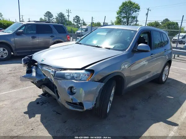 5UXWX9C53H0T00496 2017 BMW X3 - Image 2