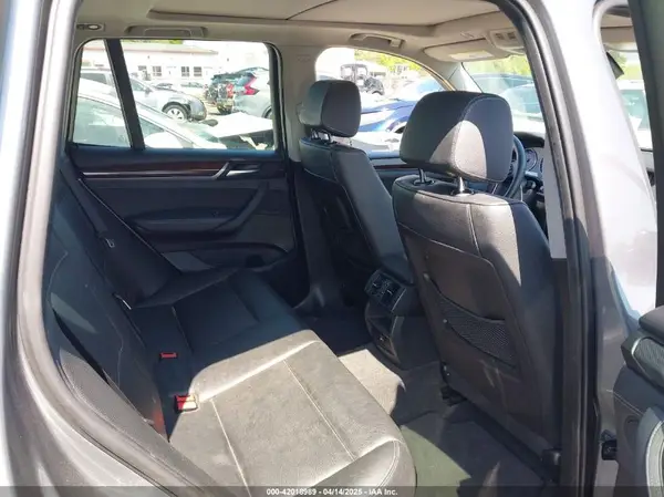 5UXWX9C53H0T00496 2017 BMW X3 - Image 8