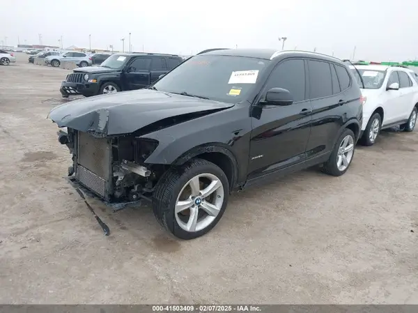 5UXWX9C53H0T03012 2017 BMW X3 - Image 2