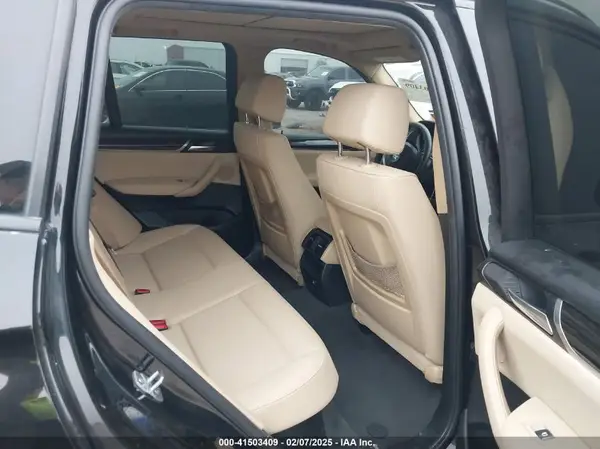5UXWX9C53H0T03012 2017 BMW X3 - Image 8
