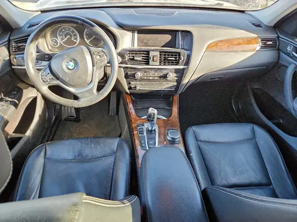 5UXWX9C53H0T03768 2017 BMW X3 - Image 8
