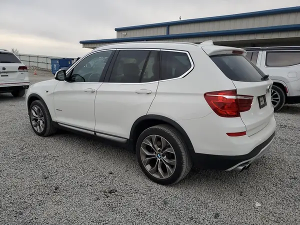 5UXWX9C53H0T05942 2017 BMW X3 - Image 2