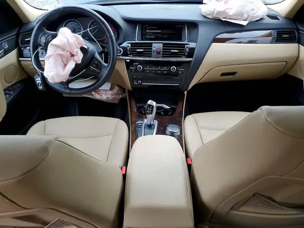 5UXWX9C53H0T06220 2017 BMW X3 - Image 8