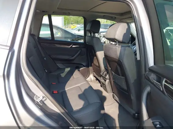 5UXWX9C53H0T08792 2017 BMW X3 - Image 8