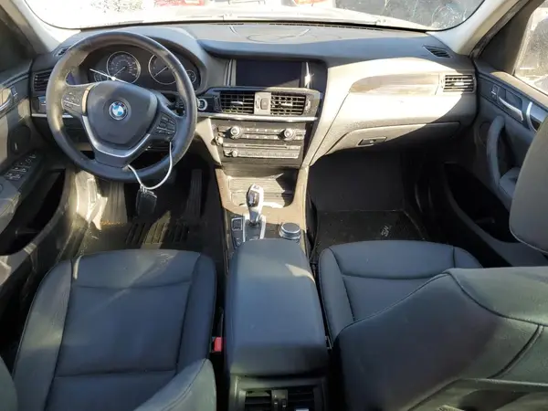 5UXWX9C53H0T09988 2017 BMW X3 - Image 8