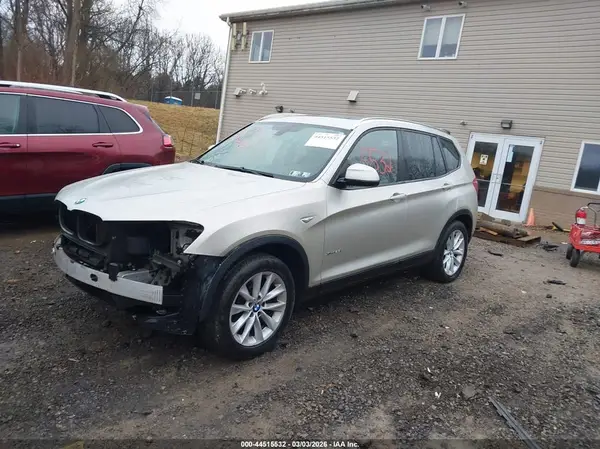 5UXWX9C53H0T15774 2017 BMW X3 - Image 2