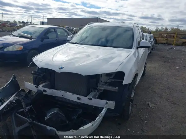 5UXWX9C54G0D80196 2016 BMW X3 - Image 2