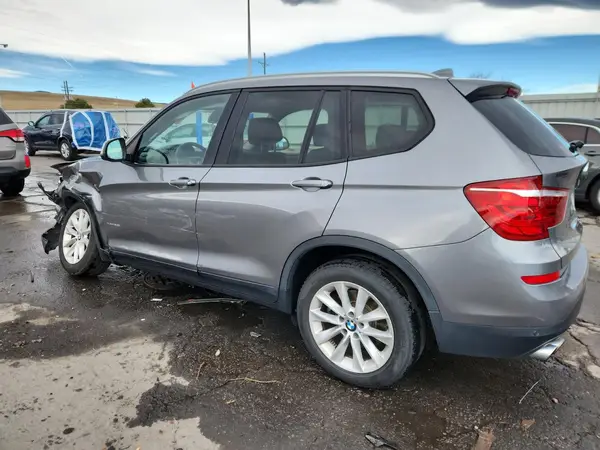 5UXWX9C54H0D98036 2017 BMW X3 - Image 2