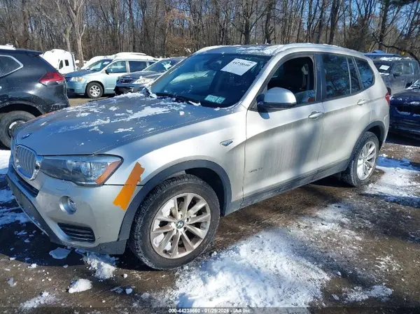5UXWX9C54H0T04475 2017 BMW X3 - Image 2