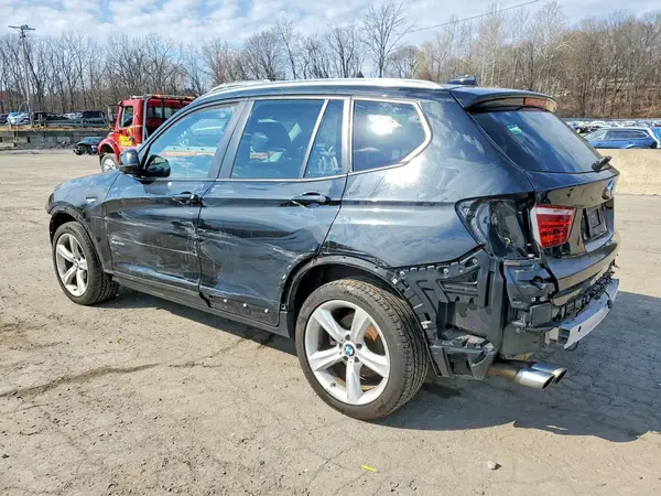 5UXWX9C54H0T06694 2017 BMW X3 - Image 2