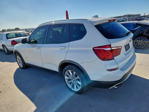 5UXWX9C55G0D94494 2016 BMW X3 - Image 2