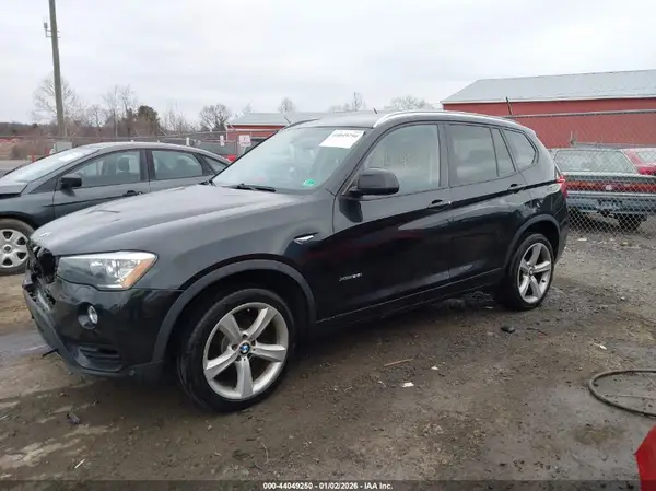 5UXWX9C55H0D95761 2017 BMW X3 - Image 2