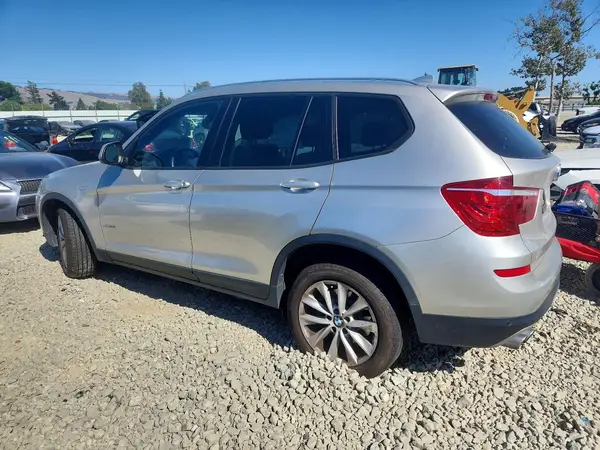 5UXWX9C55H0D98627 2017 BMW X3 - Image 2