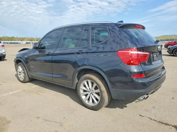 5UXWX9C55H0T02167 2017 BMW X3 - Image 2