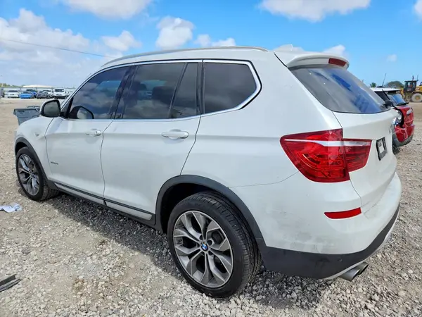 5UXWX9C55H0T15260 2017 BMW X3 - Image 2