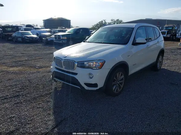 5UXWX9C56G0D66073 2016 BMW X3 - Image 2