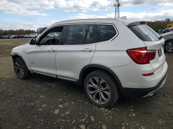 5UXWX9C56H0T02209 2017 BMW X3 - Image 2