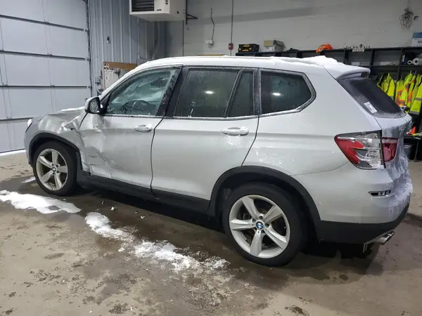 5UXWX9C56H0T02758 2017 BMW X3 - Image 2