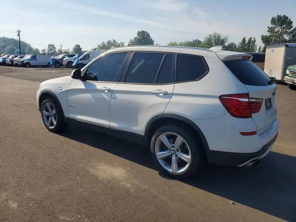 5UXWX9C56H0T08446 2017 BMW X3 - Image 2