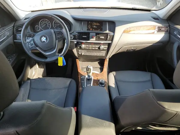 5UXWX9C56H0T10052 2017 BMW X3 - Image 8
